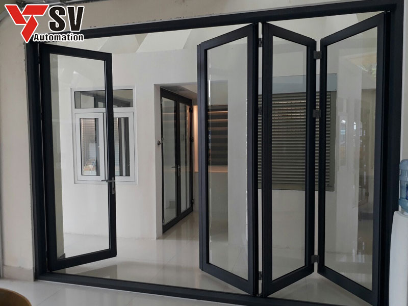 Cửa nhôm là sản phẩm nội thất quen thuộc trong các gia đình